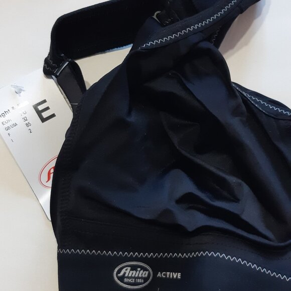 Anita  Sports Bra  5521 Size 32E Active Light & Firm    Black Color - Picture 7 of 7